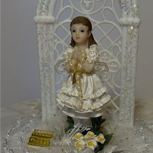 Elegant White Prayer Figurine for first communion